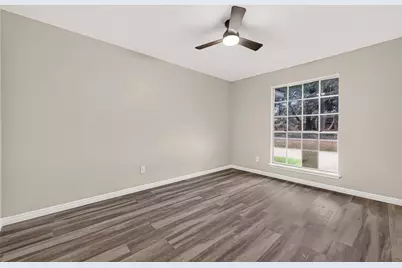 2013 Long Dr, Richmond, TX 77469 - Photo 9