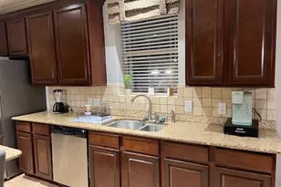 5402 Silver Sage Ln, Rosharon, TX 77583 - Photo 13