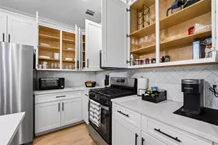 712 Delano St, Houston, TX 77003 - Photo 9