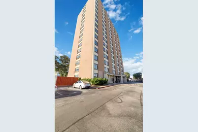 7520 Hornwood Drive 207W, Houston, TX 77036 - Photo 21