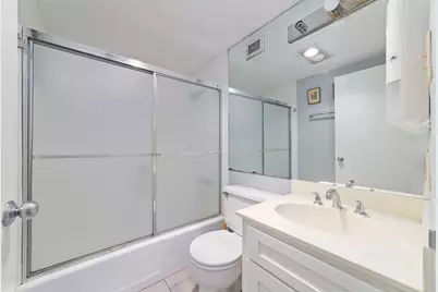 7520 Hornwood Drive 207W, Houston, TX 77036 - Photo 19