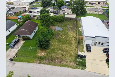 10034 Chickasaw Lane, Houston, TX 77041 - Photo 3