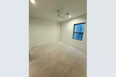 5705 Feagan Street, Houston, TX 77007 - Photo 15