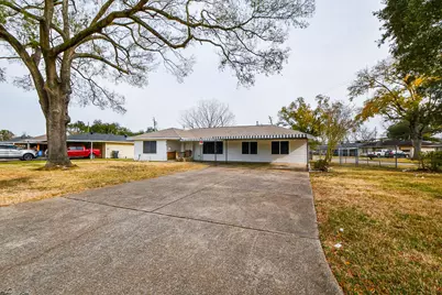 919 Forest Oaks Drive, Houston, TX 77017 - Photo 19