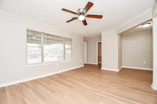 919 Forest Oaks Dr, Houston, TX 77017 - Photo 5