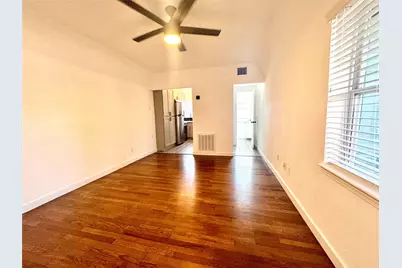 415 Fairview Avenue #4, Houston, TX 77006 - Photo 3