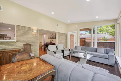 11230 Huggins Drive, Houston, TX 77035 - Photo 23