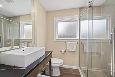 11230 Huggins Drive, Houston, TX 77035 - Photo 37