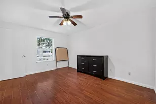 10725 Braes Bend Dr, Houston, TX 77071 - Photo 25