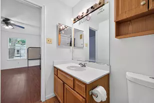 10725 Braes Bend Dr, Houston, TX 77071 - Photo 29