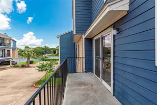 18515 Egret Bay Blvd, Webster, TX 77058 - Photo 21