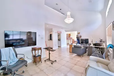 10318 Piping Rock Lane, Houston, TX 77042 - Photo 23