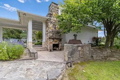 1007 Fm 390 E, Brenham, TX 77833 - Photo 37