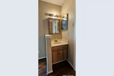 1900 Bay Area Boulevard #J-172, Houston, TX 77058 - Photo 9