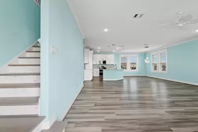 23401 4th Avenue, Galveston, TX 77554 - Photo 15