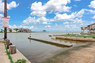 23401 4th Avenue, Galveston, TX 77554 - Photo 31