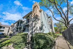 3750 Tanglewilde St, Houston, TX 77063 - Photo 3