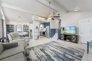 22513 Bay Point Dr, Galveston, TX 77554 - Photo 5