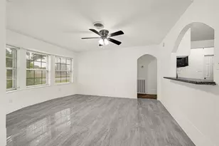 506 Edgebrook Dr, Houston, TX 77034 - Photo 3