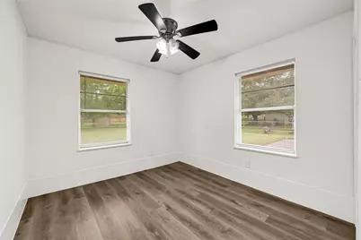 506 Edgebrook Drive, Houston, TX 77034 - Photo 15