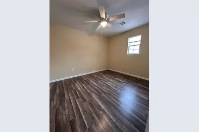 6807 Foster Street #B, Houston, TX 77021 - Photo 9