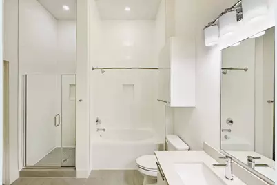 2727 Travis Street #763, Houston, TX 77006 - Photo 13