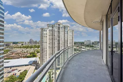 1409 Post Oak Boulevard #1803, Houston, TX 77056 - Photo 5