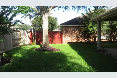 1504 N Marsala Drive, Pearland, TX 77581 - Photo 19