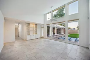 2003 Briarmead Dr, Houston, TX 77057 - Photo 15