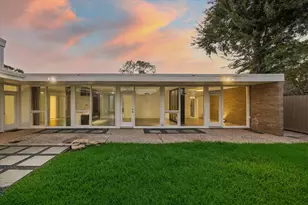 2003 Briarmead Dr, Houston, TX 77057 - Photo 29