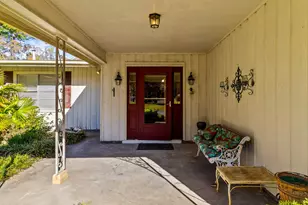 433 W Laurelia Rd, Corrigan, TX 75939 - Photo 5