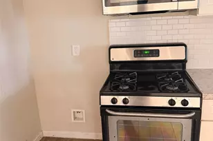 511 W Orange St, Angleton, TX 77515 - Photo 5