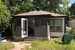 511 W Orange St, Angleton, TX 77515 - Photo 1