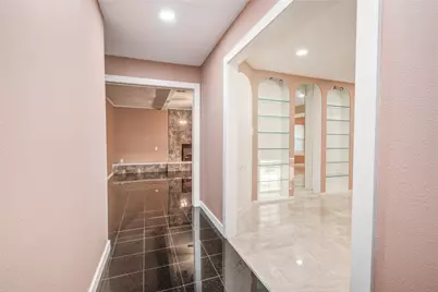 902 Ashford Parkway Parkway, Houston, TX 77077 - Photo 5