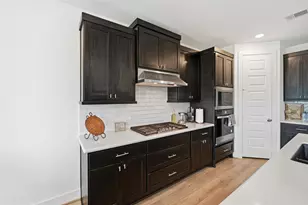 8022 Hingham Ln, Spring, TX 77389 - Photo 7