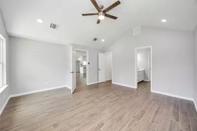 3201 Nebraska Street, Baytown, TX 77520 - Photo 11