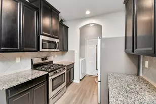 13426 Merryville Harrogate Ln, Houston, TX 77048 - Photo 11