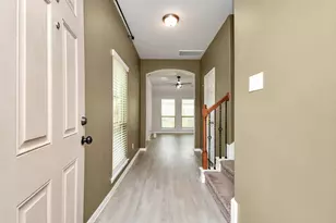 13426 Merryville Harrogate Ln, Houston, TX 77048 - Photo 3