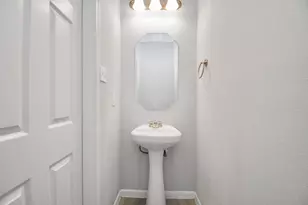 13426 Merryville Harrogate Ln, Houston, TX 77048 - Photo 15