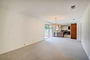 9771 Westview Dr, Houston, TX 77055 - Photo 7
