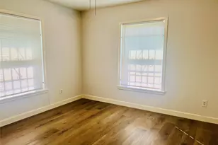 7328 Bauman Rd, Houston, TX 77022 - Photo 11