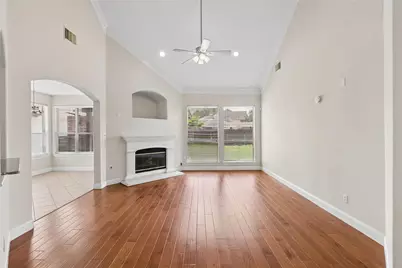6414 Pinewood Trace Lane, Houston, TX 77041 - Photo 7