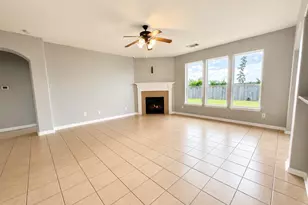 810 Hollyhock Dr, Stafford, TX 77477 - Photo 7