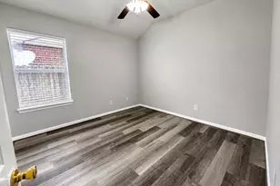 810 Hollyhock Dr, Stafford, TX 77477 - Photo 15