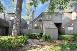 330 Litchfield Ln, Houston, TX 77024 - Photo 1