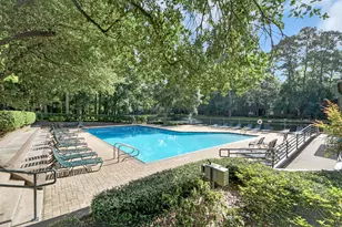 330 Litchfield Ln, Houston, TX 77024 - Photo 41