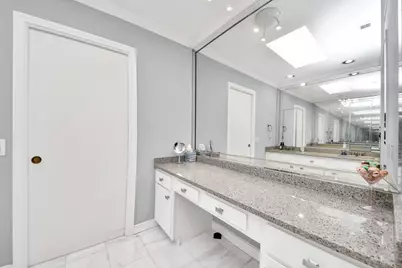330 Litchfield Lane #37, Houston, TX 77024 - Photo 35