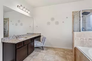 12402 Garnet Rd, Mont Belvieu, TX 77535 - Photo 19