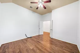 1806 Oak View Ln, Pearland, TX 77581 - Photo 5