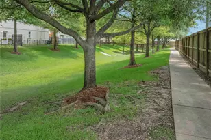 3323 Masters Point Dr, Houston, TX 77091 - Photo 31